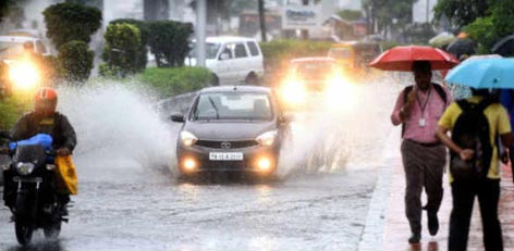 Live Chennai: Chennai Records 101 Mm Rain In 24 Hours, Showers To ...