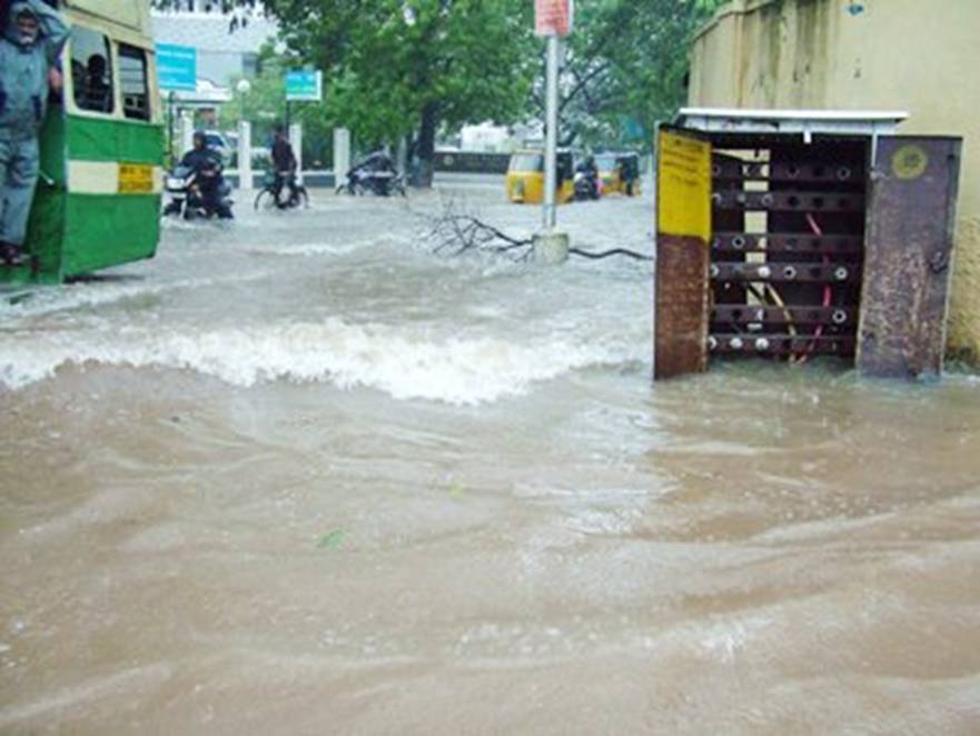 Live Chennai: Rains In Chennai, Chennai Rains Chennai